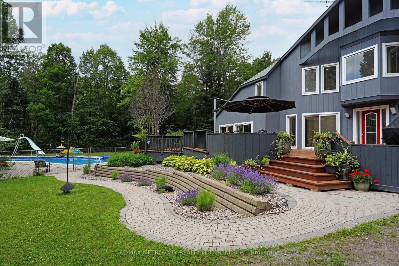 528 Opeongo Road, Renfrew, Ontario  K7V 2T5 - Photo 4 - X12279138