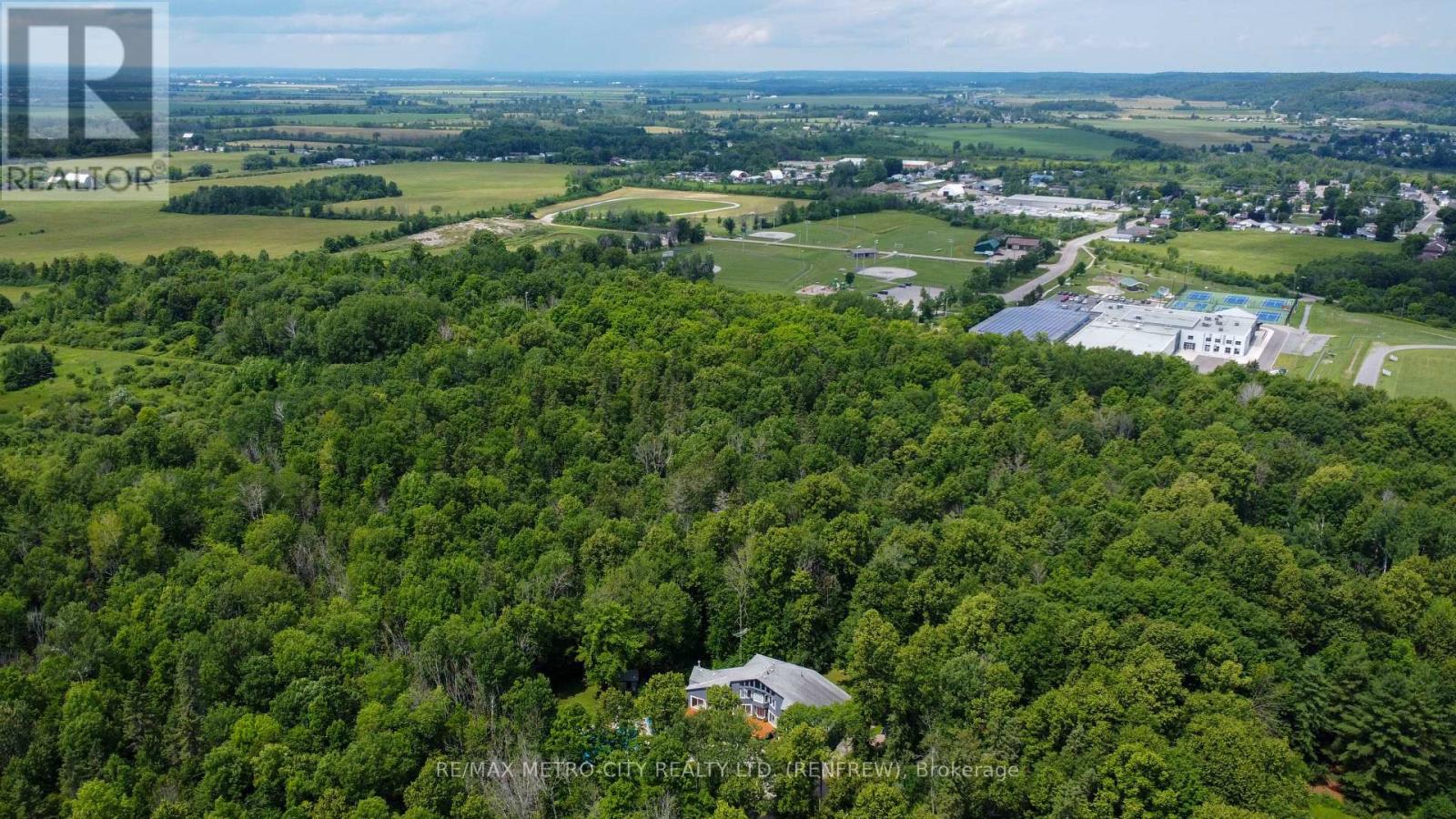 528 Opeongo Road, Renfrew, Ontario  K7V 2T5 - Photo 43 - X12279138