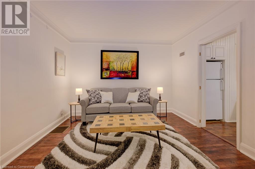 Property at 3 ST CHARLES Street W image 3
