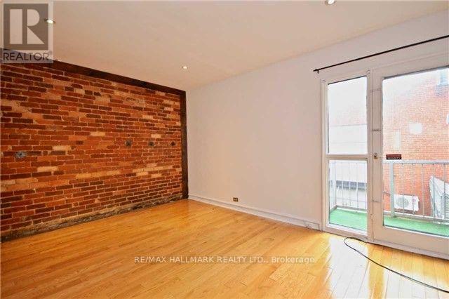 304 - 270 Adelaide Street W, Toronto, Ontario  M5H 1Y2 - Photo 4 - C12278958