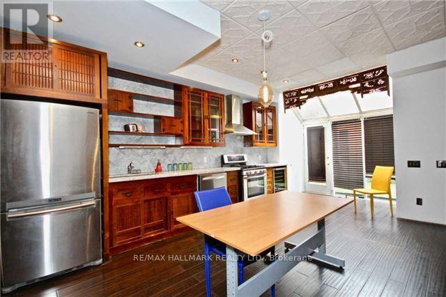 304 - 270 Adelaide Street W, Toronto, Ontario  M5H 1Y2 - Photo 8 - C12278958