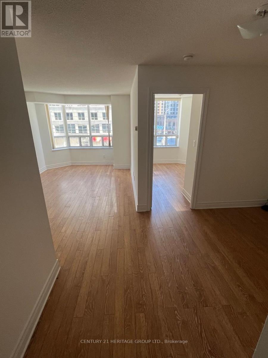 301 - 5418 Yonge Street, Toronto, Ontario  M2N 6X4 - Photo 7 - C12278971