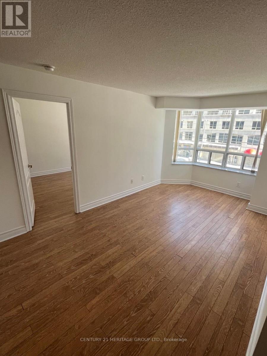 301 - 5418 Yonge Street, Toronto, Ontario  M2N 6X4 - Photo 8 - C12278971