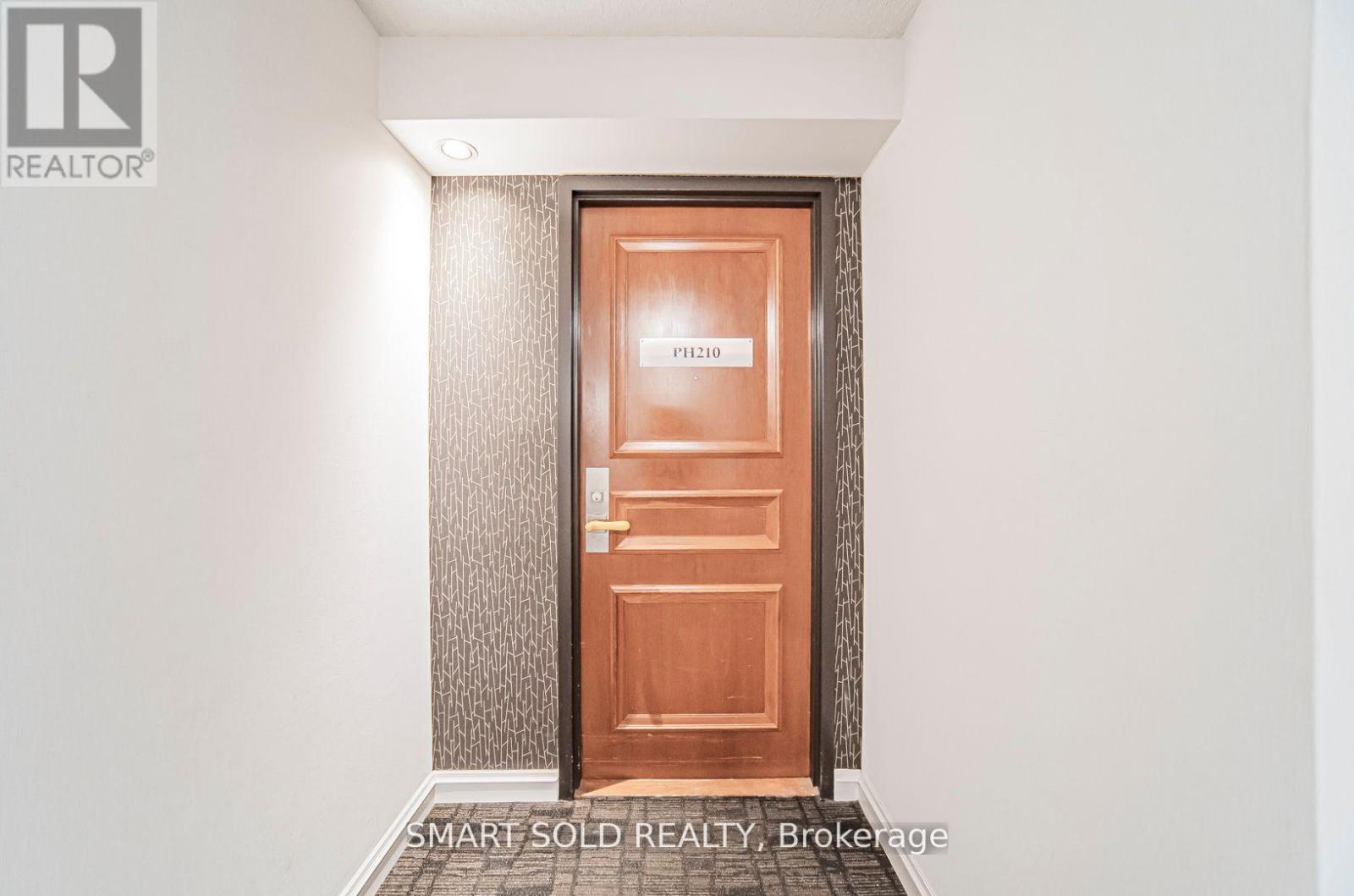 Ph210 - 256 Doris Avenue, Toronto, Ontario  M2N 6X8 - Photo 2 - C12279082