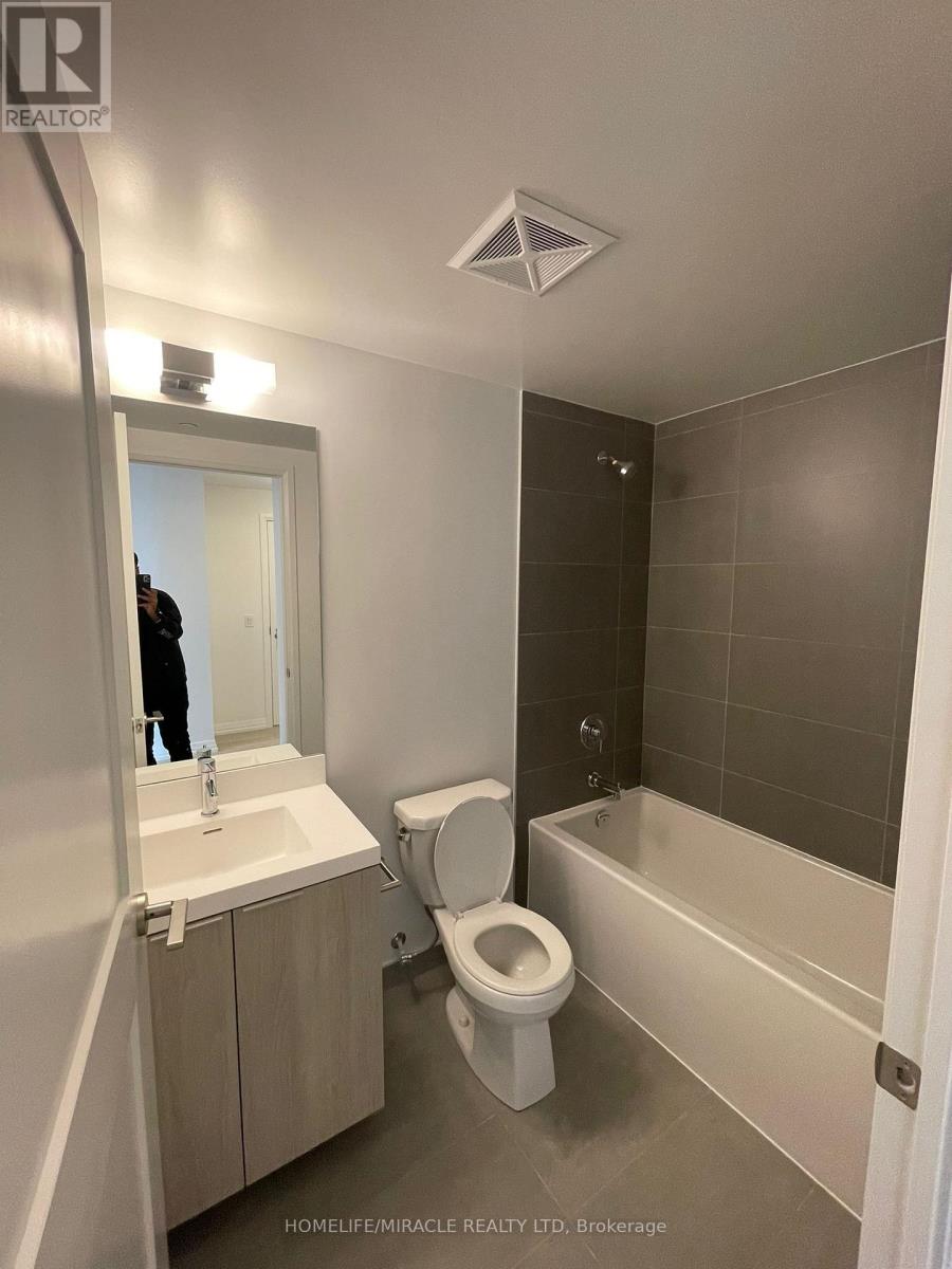 3528 - 28 Widmer Street, Toronto, Ontario  M5V 2E7 - Photo 10 - C12279118