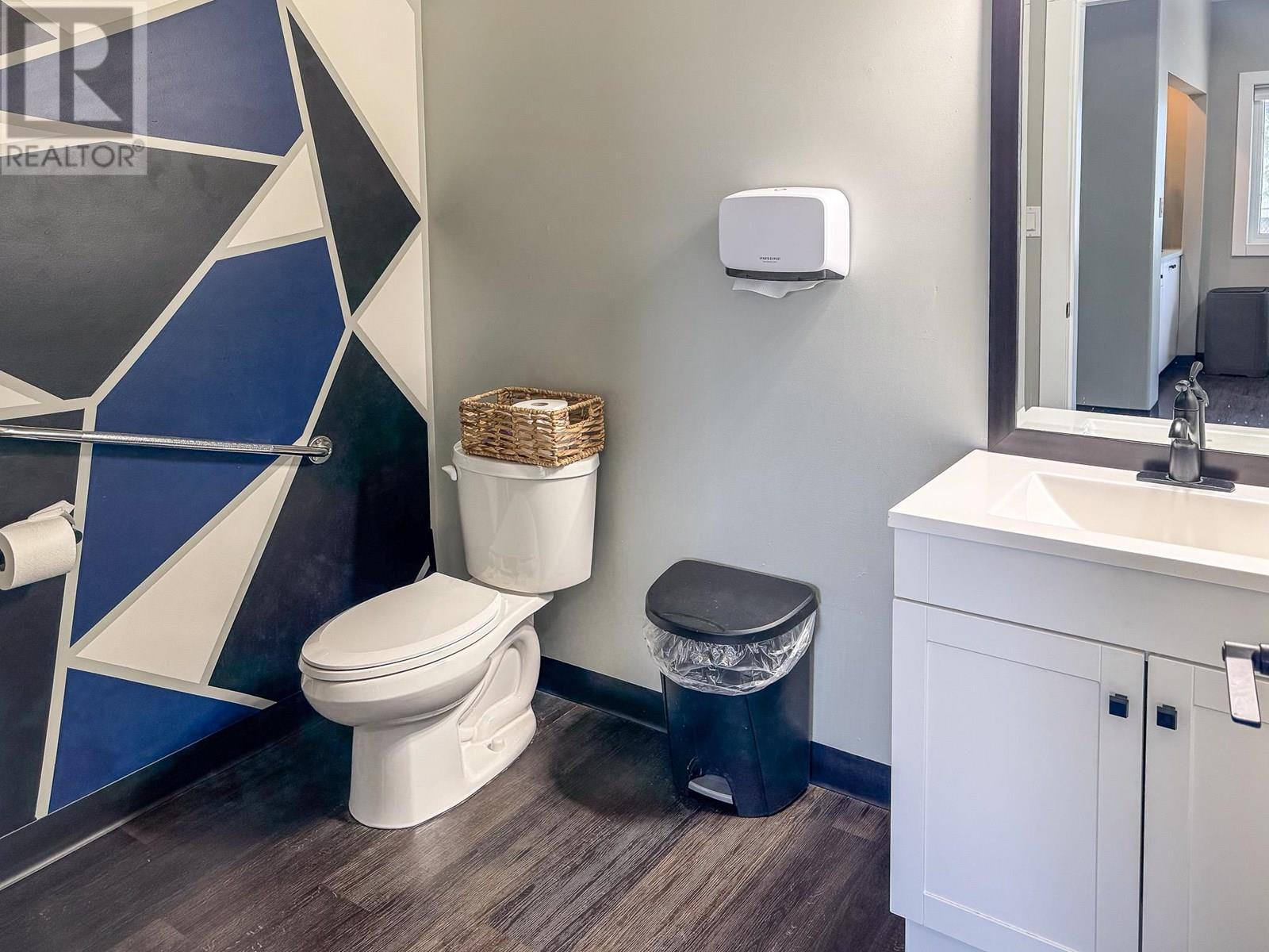 217 Industrial  F Road, Cranbrook, British Columbia  V1C 6N4 - Photo 14 - 10355619