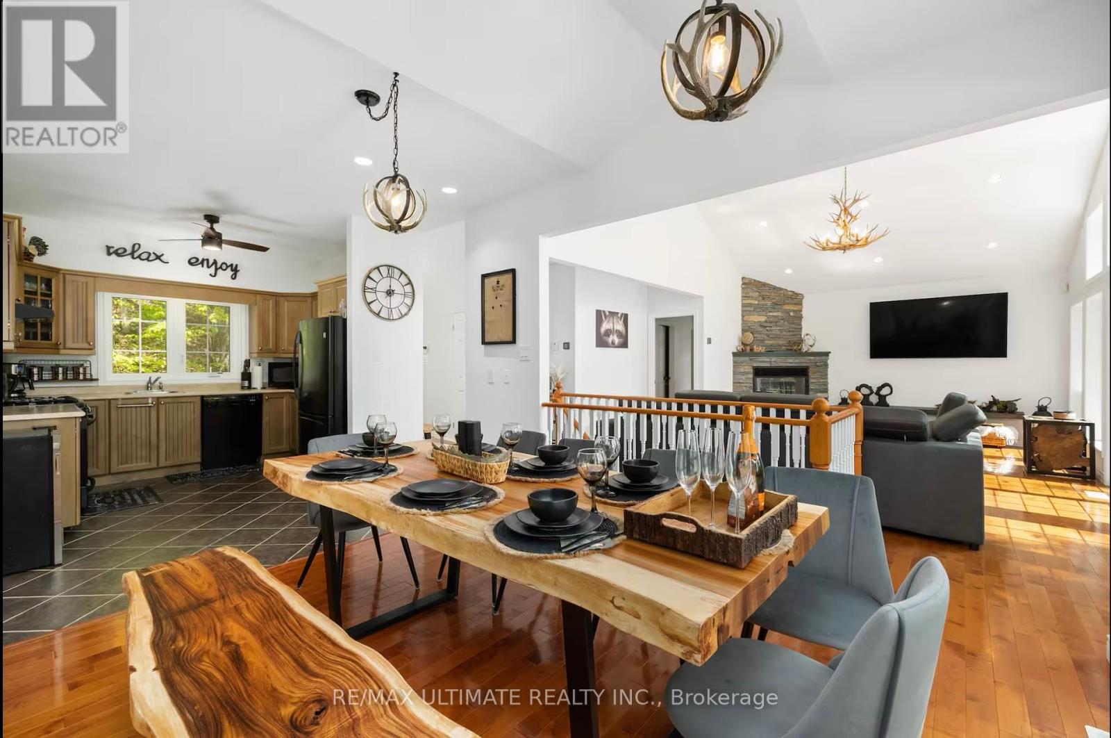 157 Farlain Lake Road W, Tiny, Ontario  L9M 0B9 - Photo 12 - S12279112