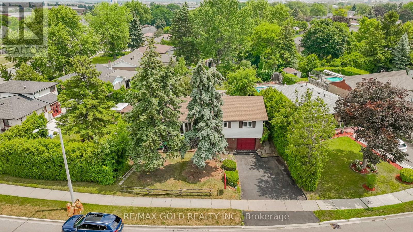 Property at 38 DUKE ROAD image 2