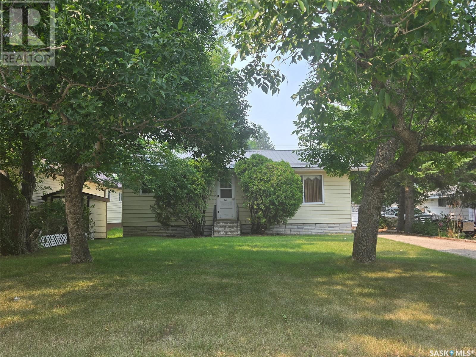 128 Main STREET, stoughton, Saskatchewan