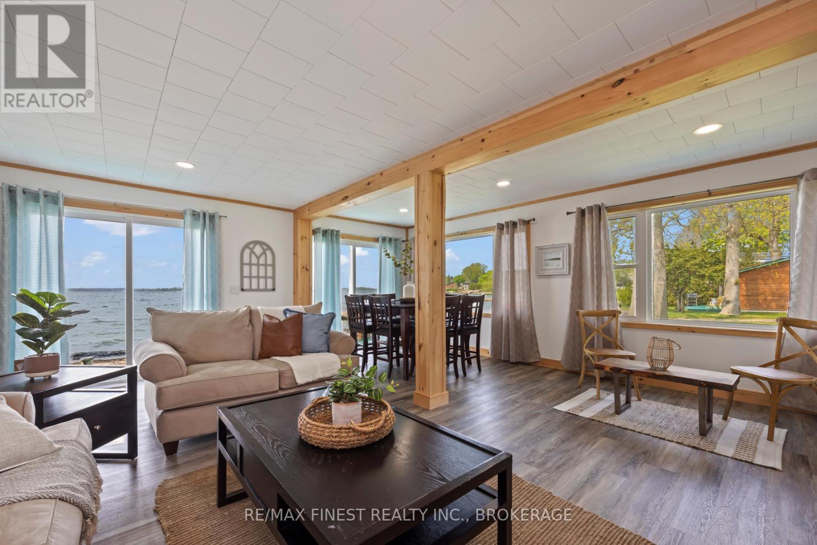 135 Thousand Islands Parkway, Front Of Leeds & Seeleys Bay, Ontario  K7G 2V4 - Photo 25 - X12279323