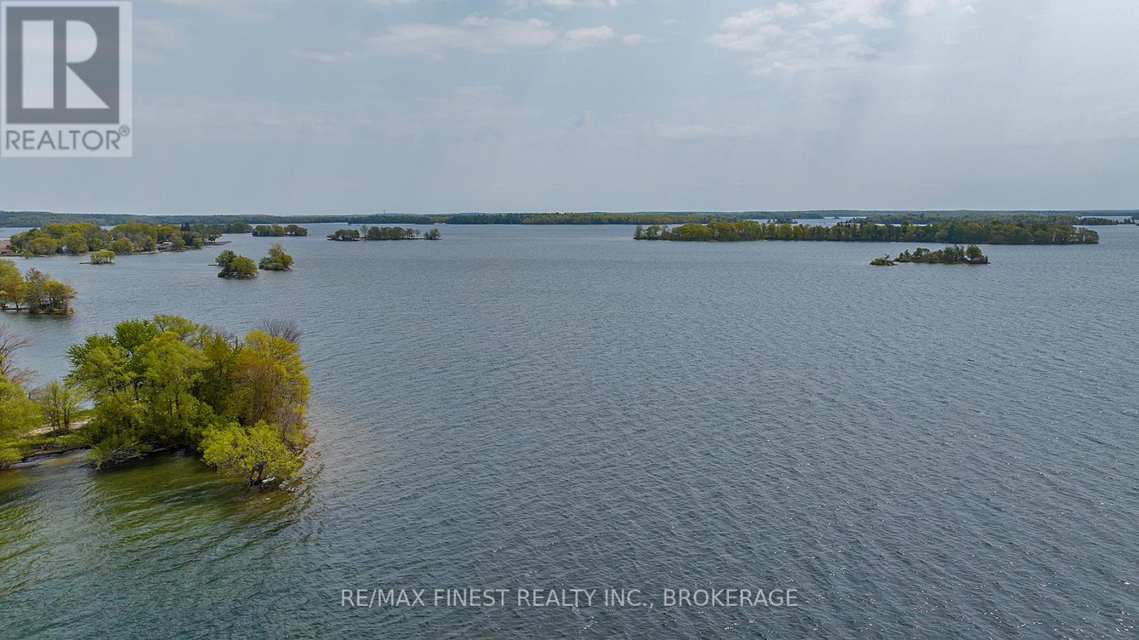 135 Thousand Islands Parkway, Front Of Leeds & Seeleys Bay, Ontario  K7G 2V4 - Photo 4 - X12279323