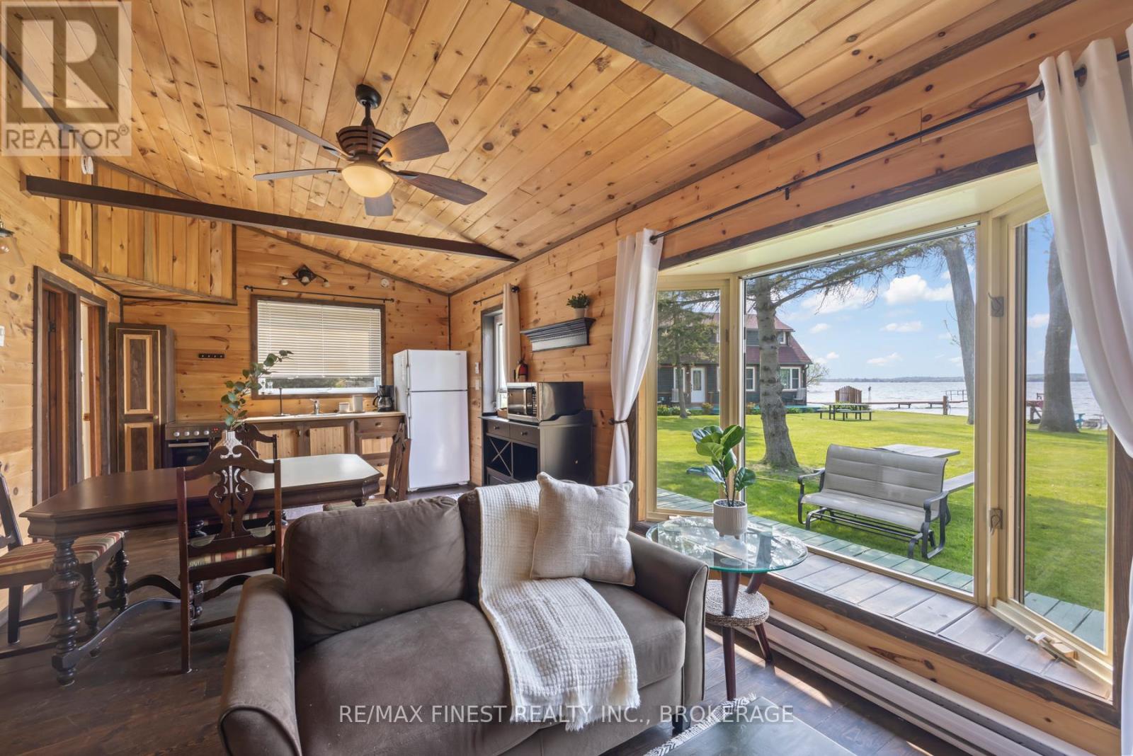 135 Thousand Islands Parkway, Front Of Leeds & Seeleys Bay, Ontario  K7G 2V4 - Photo 44 - X12279323