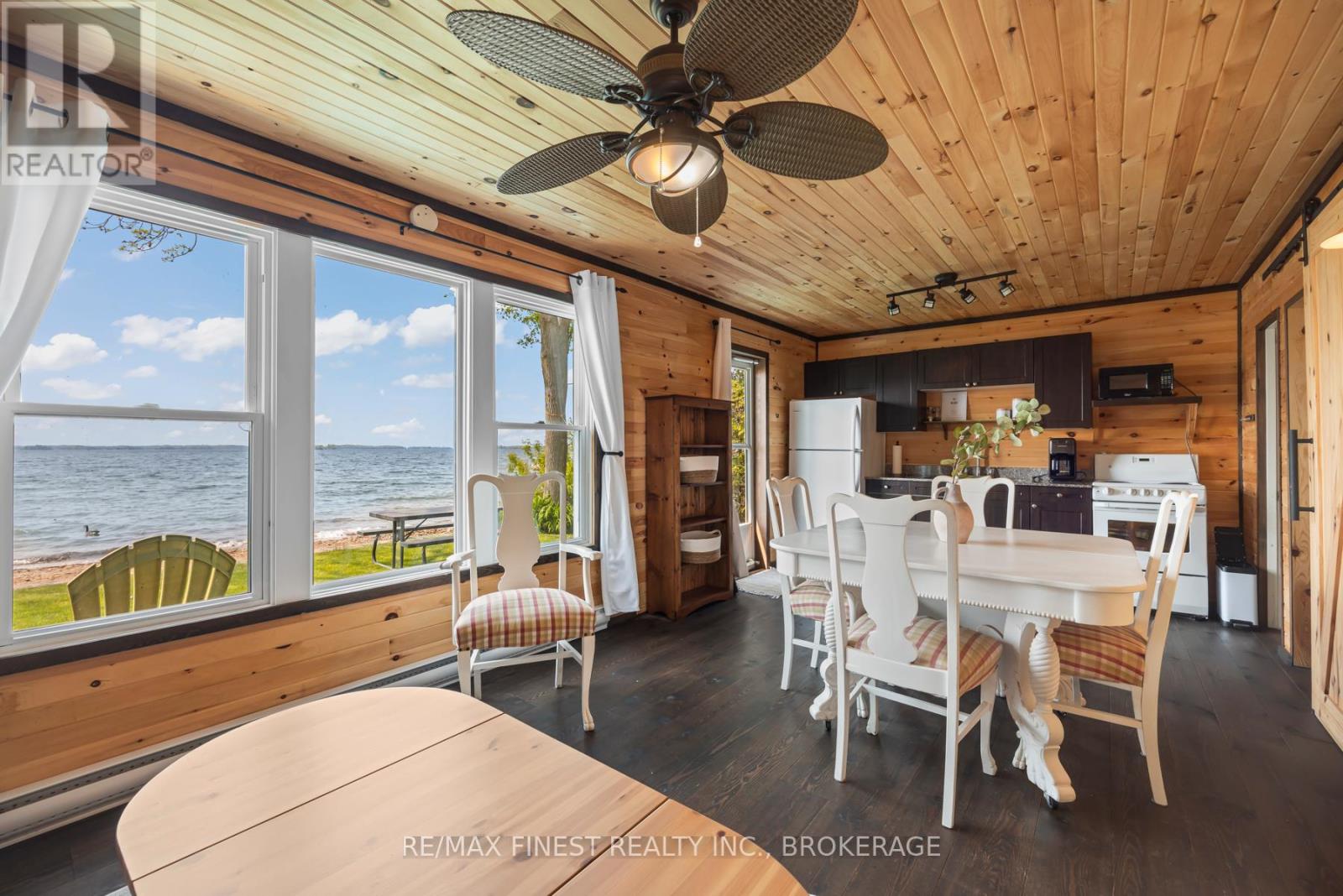 135 Thousand Islands Parkway, Front Of Leeds & Seeleys Bay, Ontario  K7G 2V4 - Photo 47 - X12279323