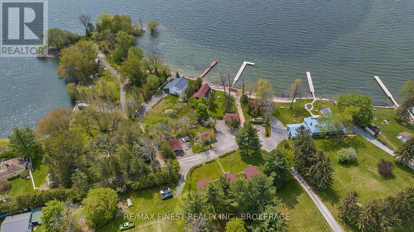 135 Thousand Islands Parkway, Front Of Leeds & Seeleys Bay, Ontario  K7G 2V4 - Photo 8 - X12279323