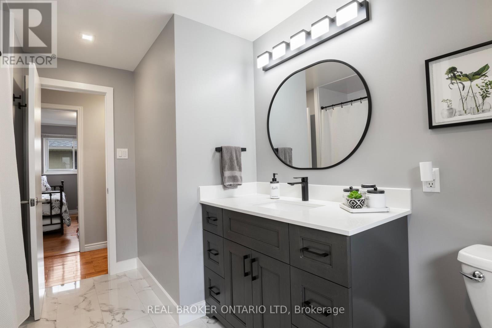 50 Watson Crescent, Brampton, Ontario  L6W 1E7 - Photo 22 - W12279338