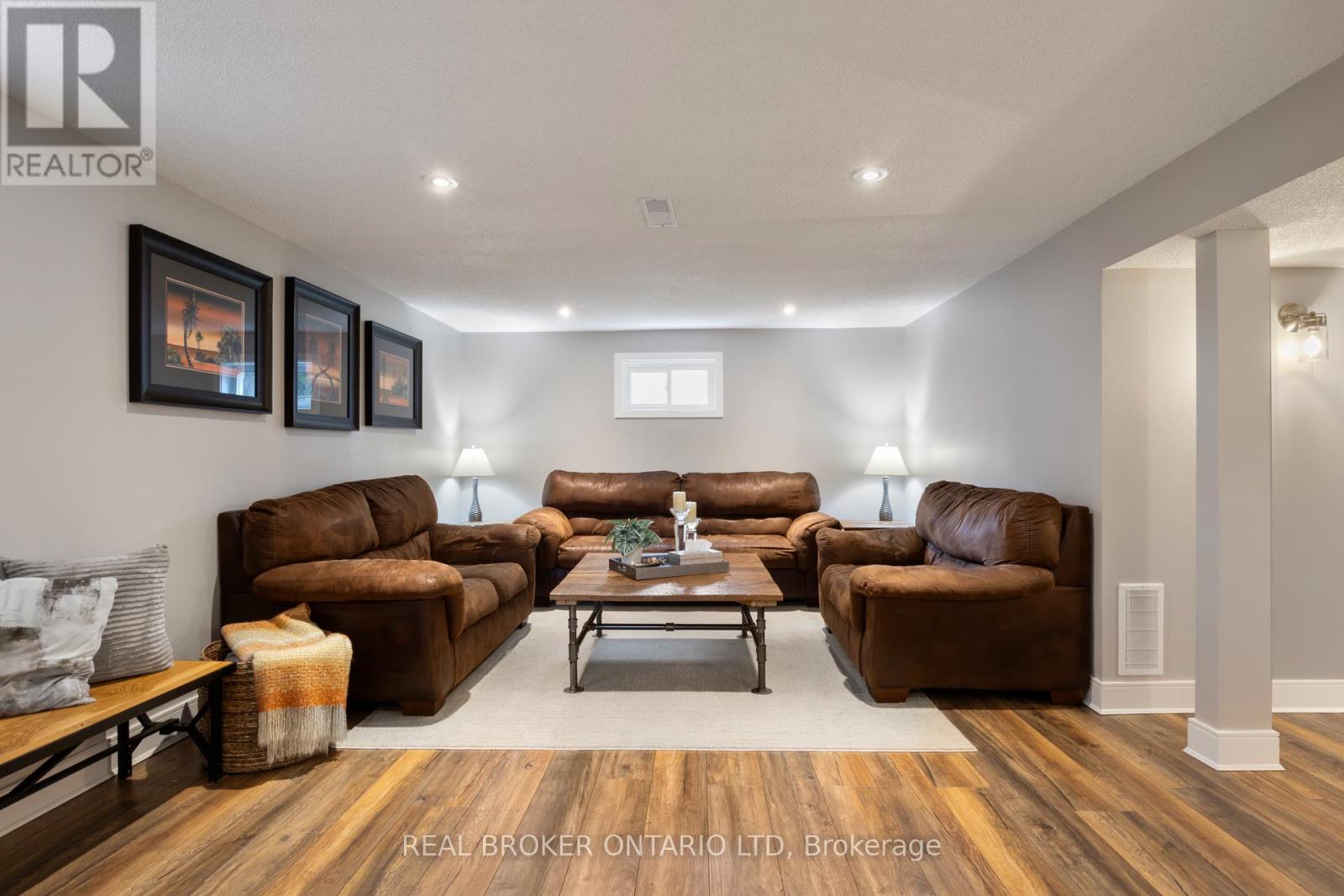50 Watson Crescent, Brampton, Ontario  L6W 1E7 - Photo 24 - W12279338