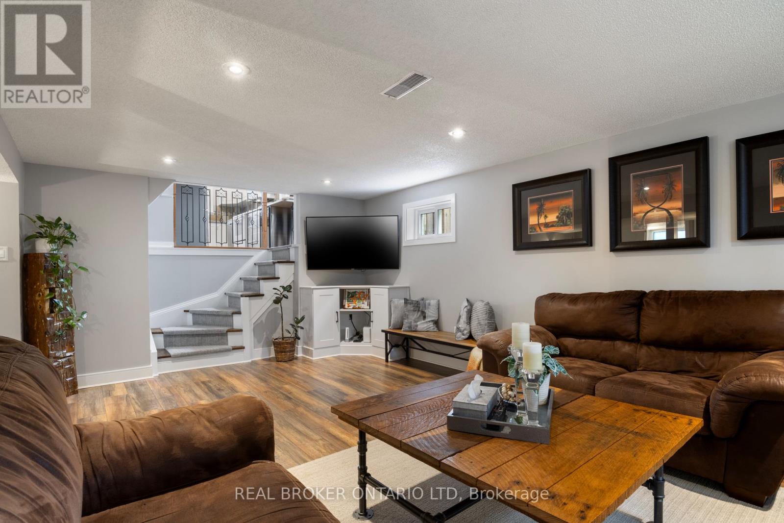 50 Watson Crescent, Brampton, Ontario  L6W 1E7 - Photo 26 - W12279338