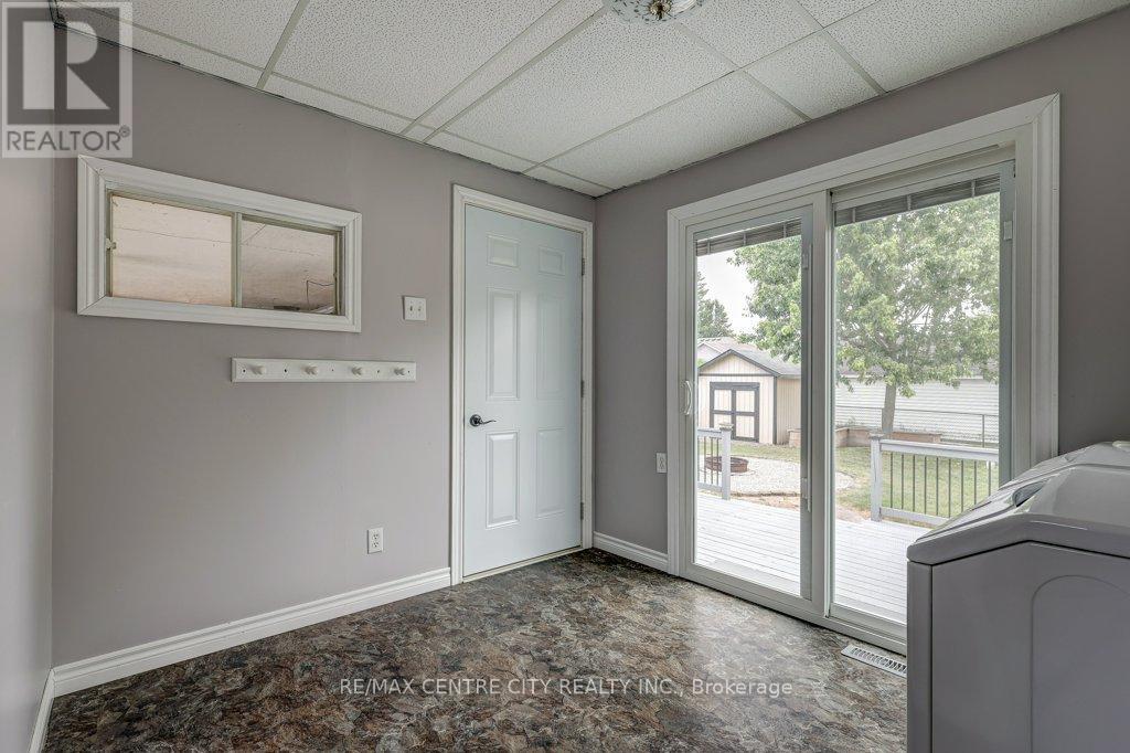 7953 Union Road, Southwold, Ontario  N0L 1K0 - Photo 21 - X12279334
