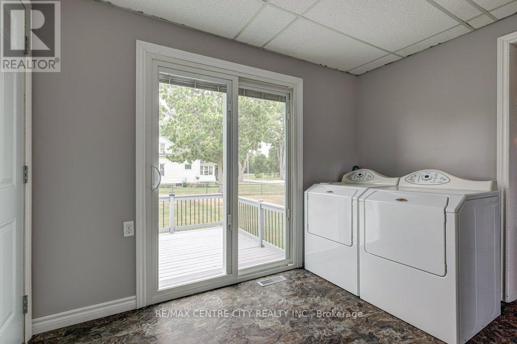 7953 Union Road, Southwold, Ontario  N0L 1K0 - Photo 22 - X12279334