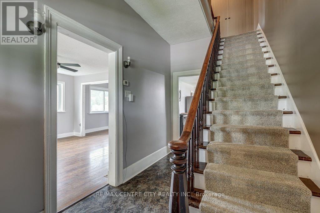 7953 Union Road, Southwold, Ontario  N0L 1K0 - Photo 24 - X12279334