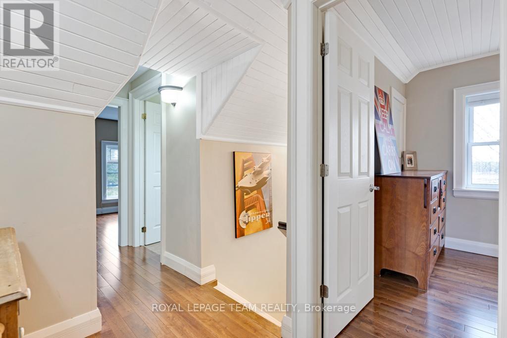 52 Main Street, Merrickville-Wolford, Ontario  K0G 1N0 - Photo 30 - X12279281