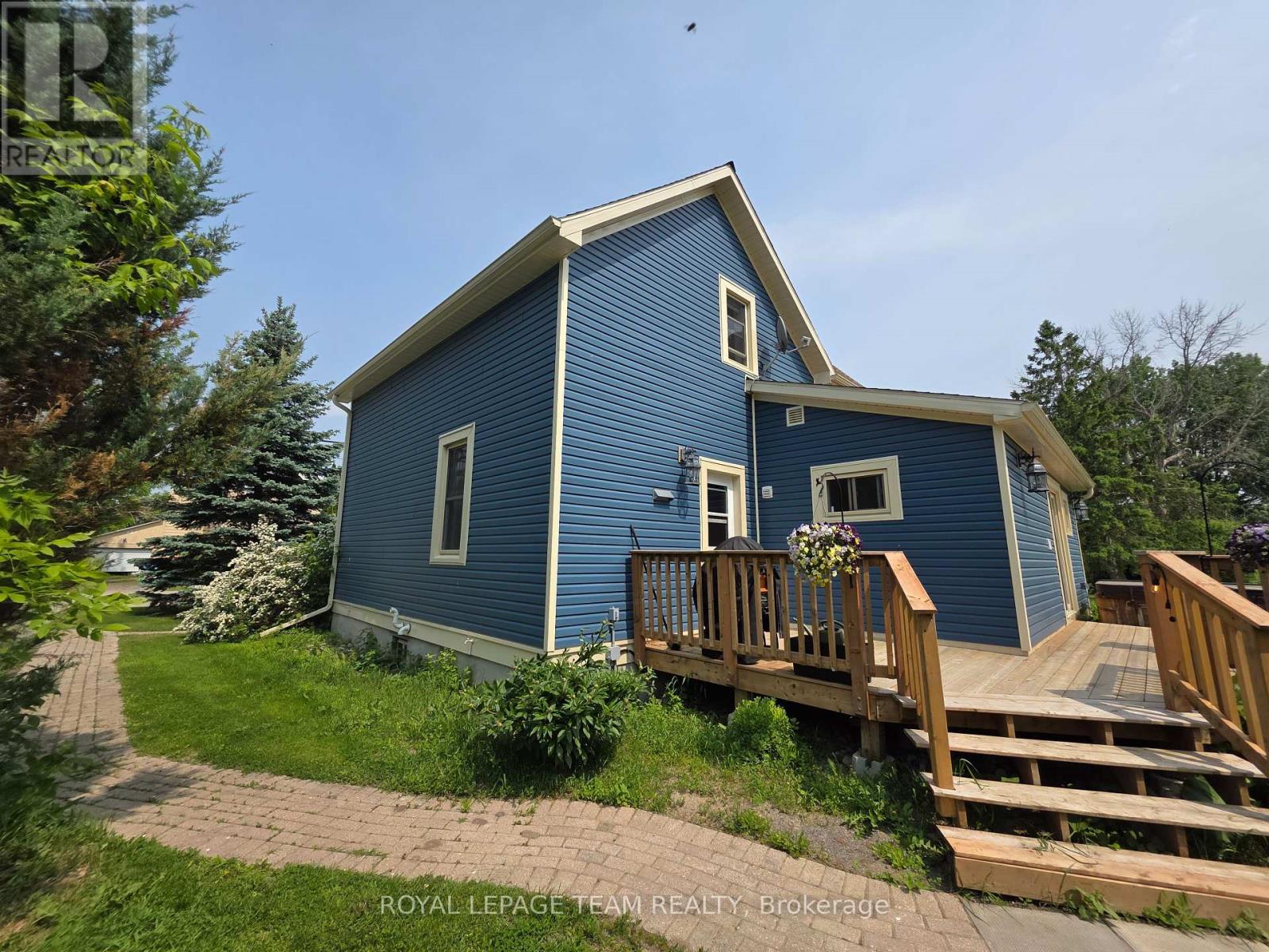 52 Main Street, Merrickville-Wolford, Ontario  K0G 1N0 - Photo 33 - X12279281
