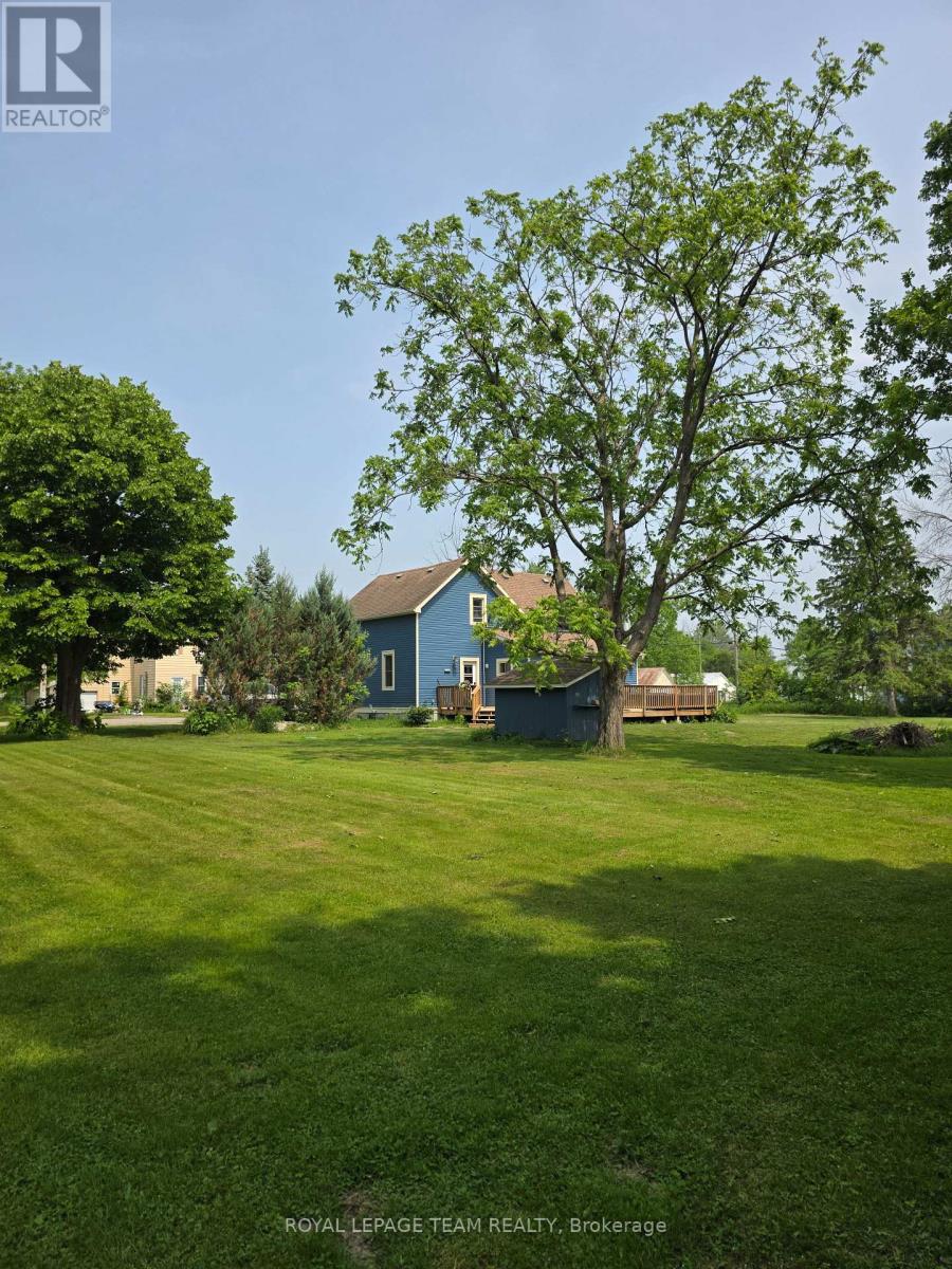 52 Main Street, Merrickville-Wolford, Ontario  K0G 1N0 - Photo 45 - X12279281