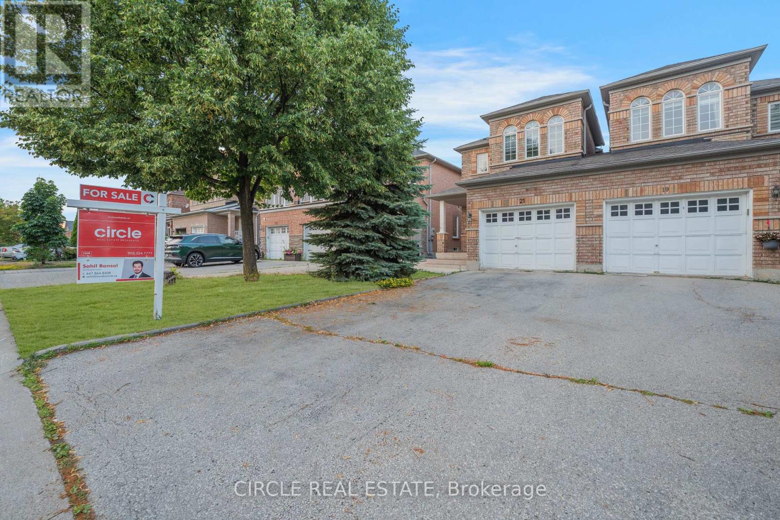 Property at 21 CASABEL DRIVE image 3