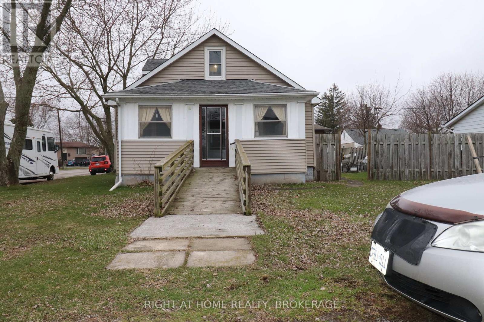 Property at 91 KNOLL STREET image 1