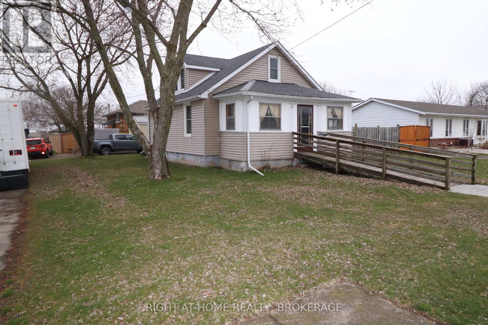 Property at 91 KNOLL STREET image 3