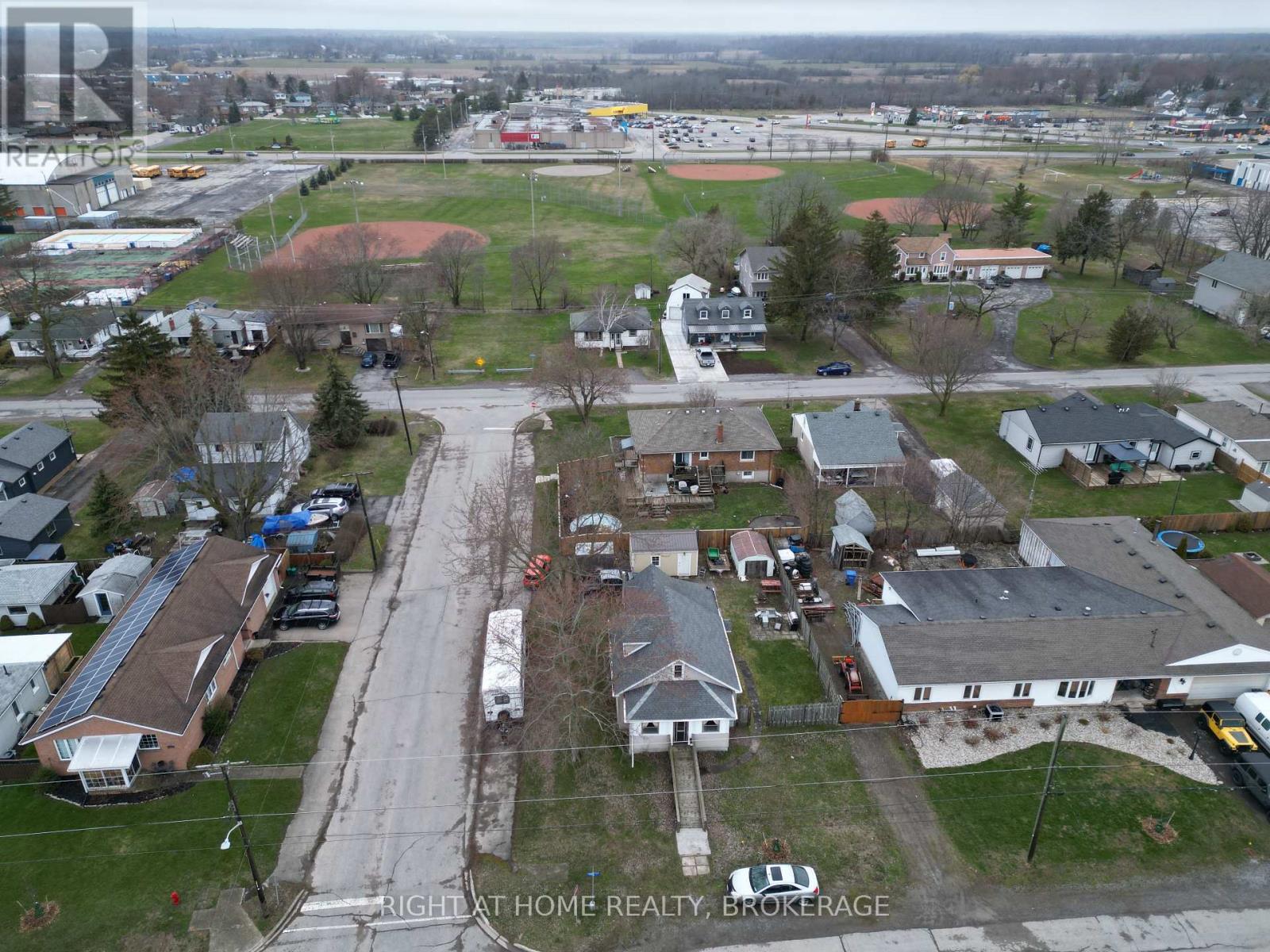 Property at 91 KNOLL STREET image 4