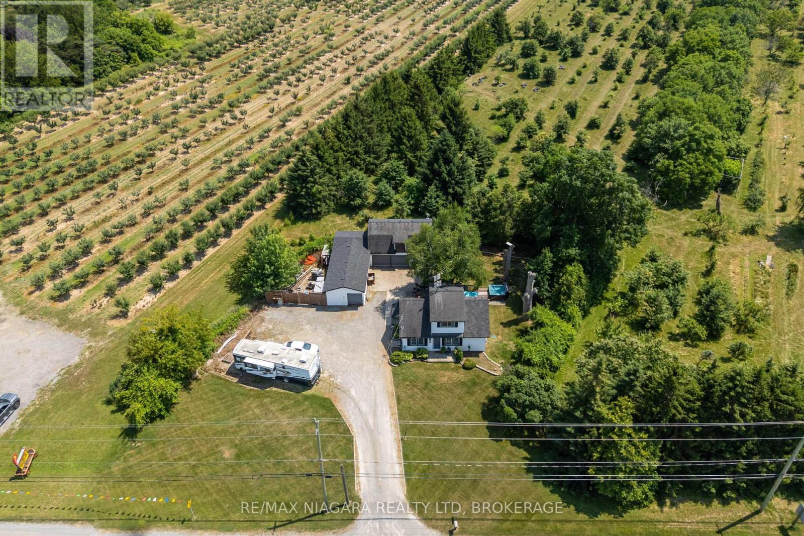 Property at 649 LAKESHORE ROAD image 2