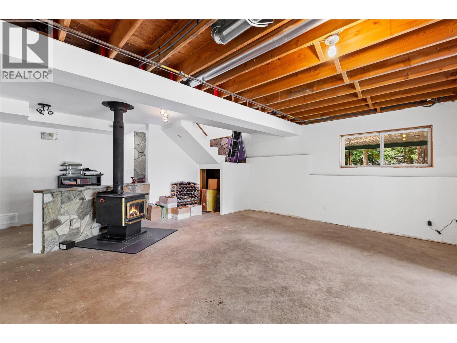 1548 Teetzel Road, Creston, British Columbia  V0B 1G7 - Photo 24 - 10355223