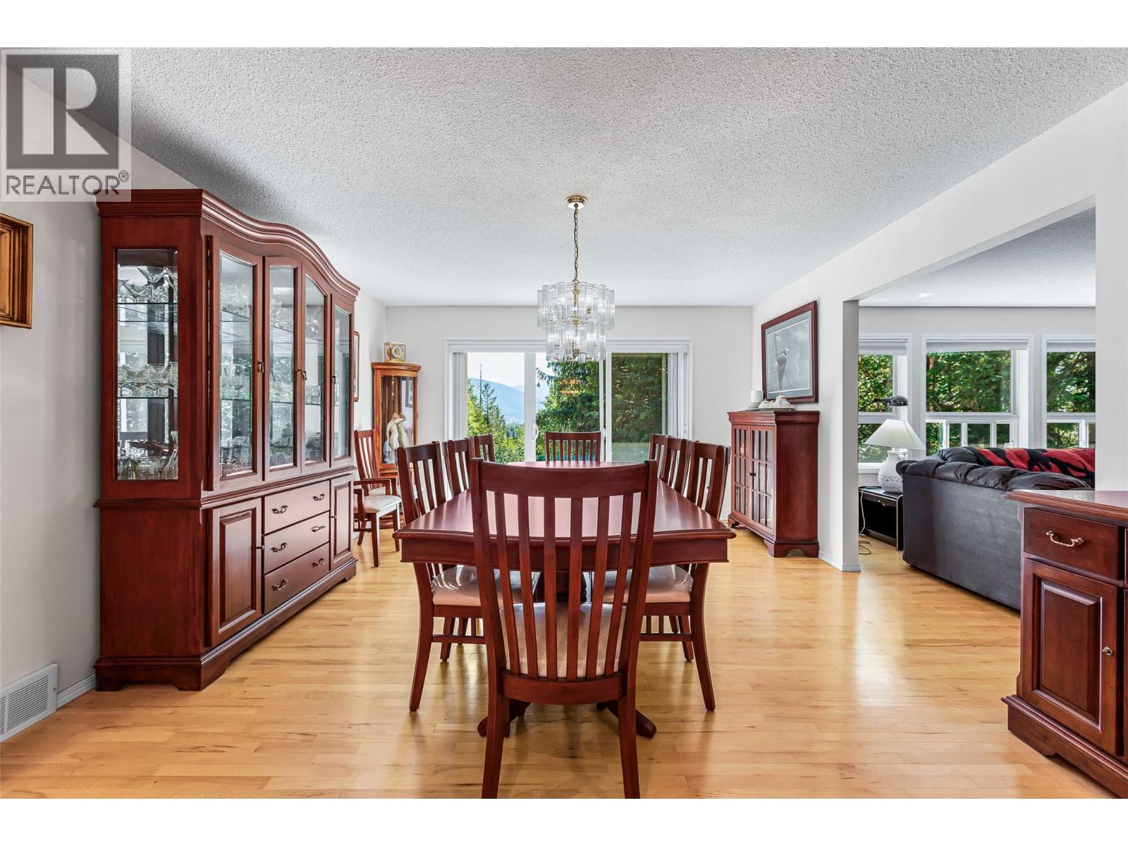 1548 Teetzel Road, Creston, British Columbia  V0B 1G7 - Photo 3 - 10355223