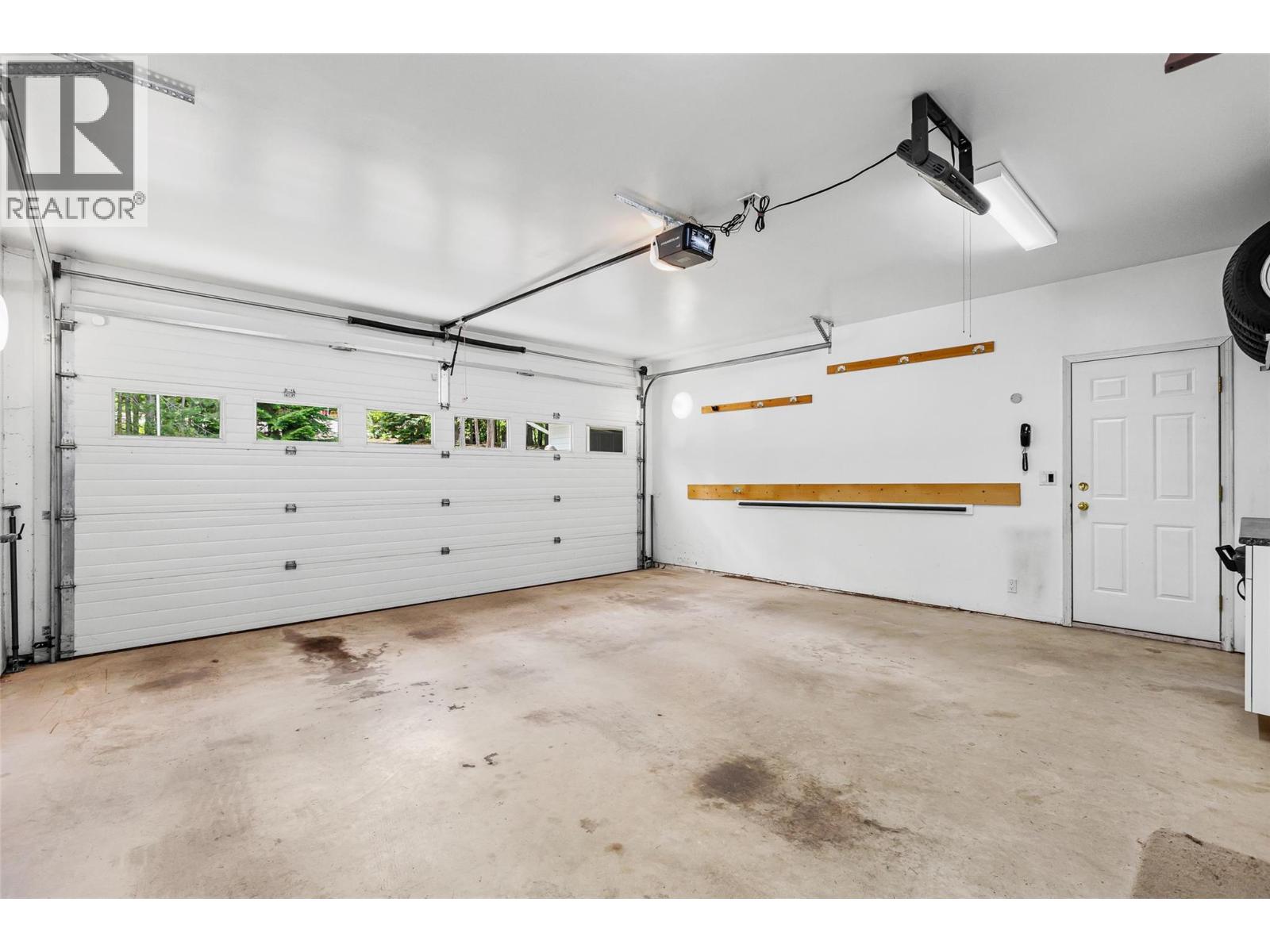 1548 Teetzel Road, Creston, British Columbia  V0B 1G7 - Photo 43 - 10355223