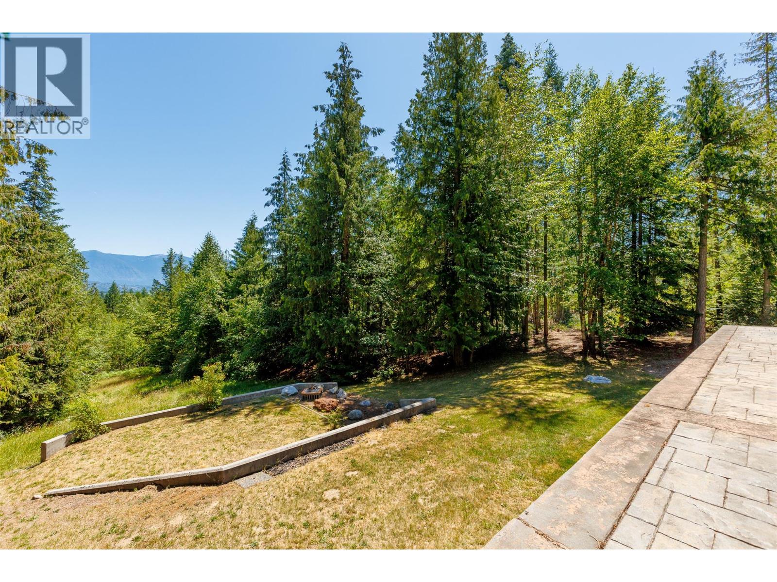 1548 Teetzel Road, Creston, British Columbia  V0B 1G7 - Photo 59 - 10355223