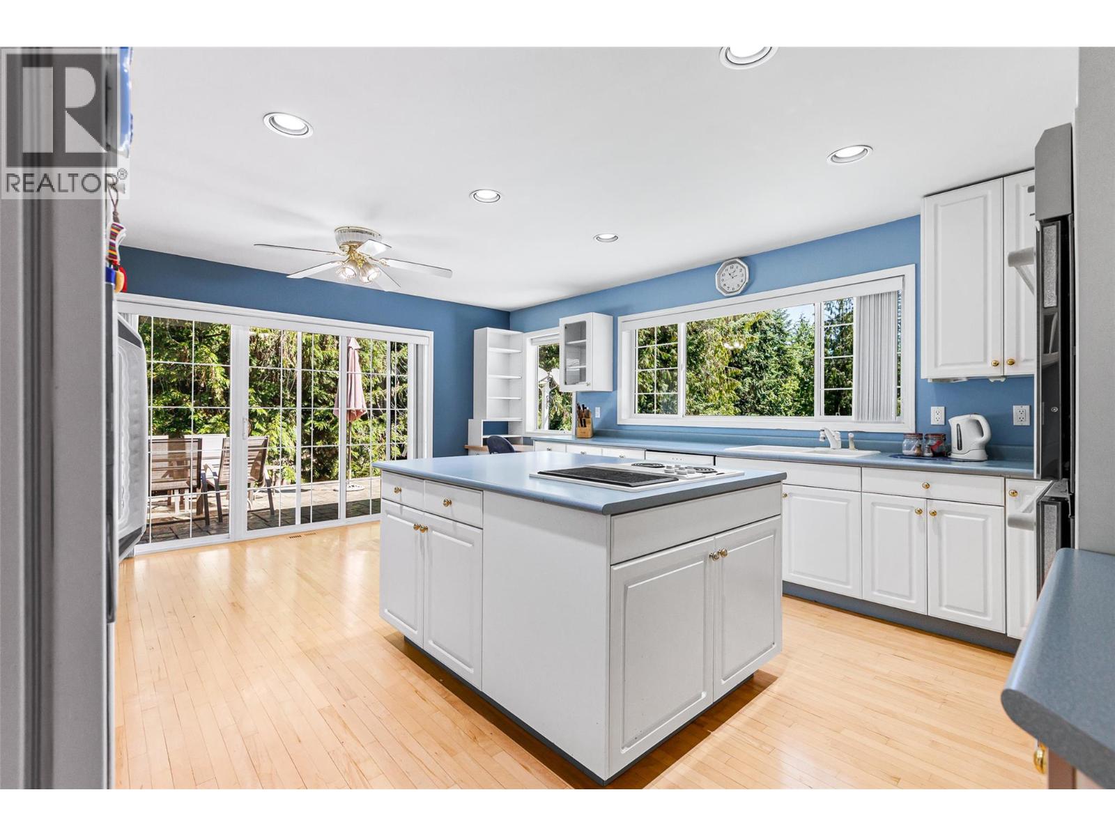 1548 Teetzel Road, Creston, British Columbia  V0B 1G7 - Photo 6 - 10355223