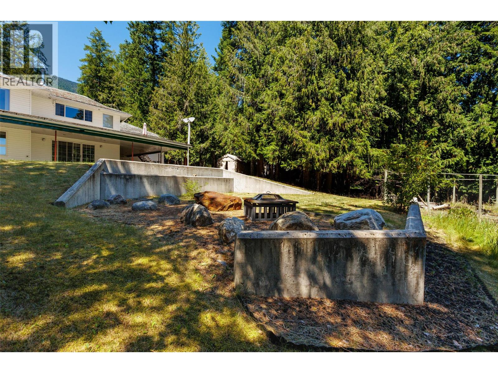 1548 Teetzel Road, Creston, British Columbia  V0B 1G7 - Photo 69 - 10355223