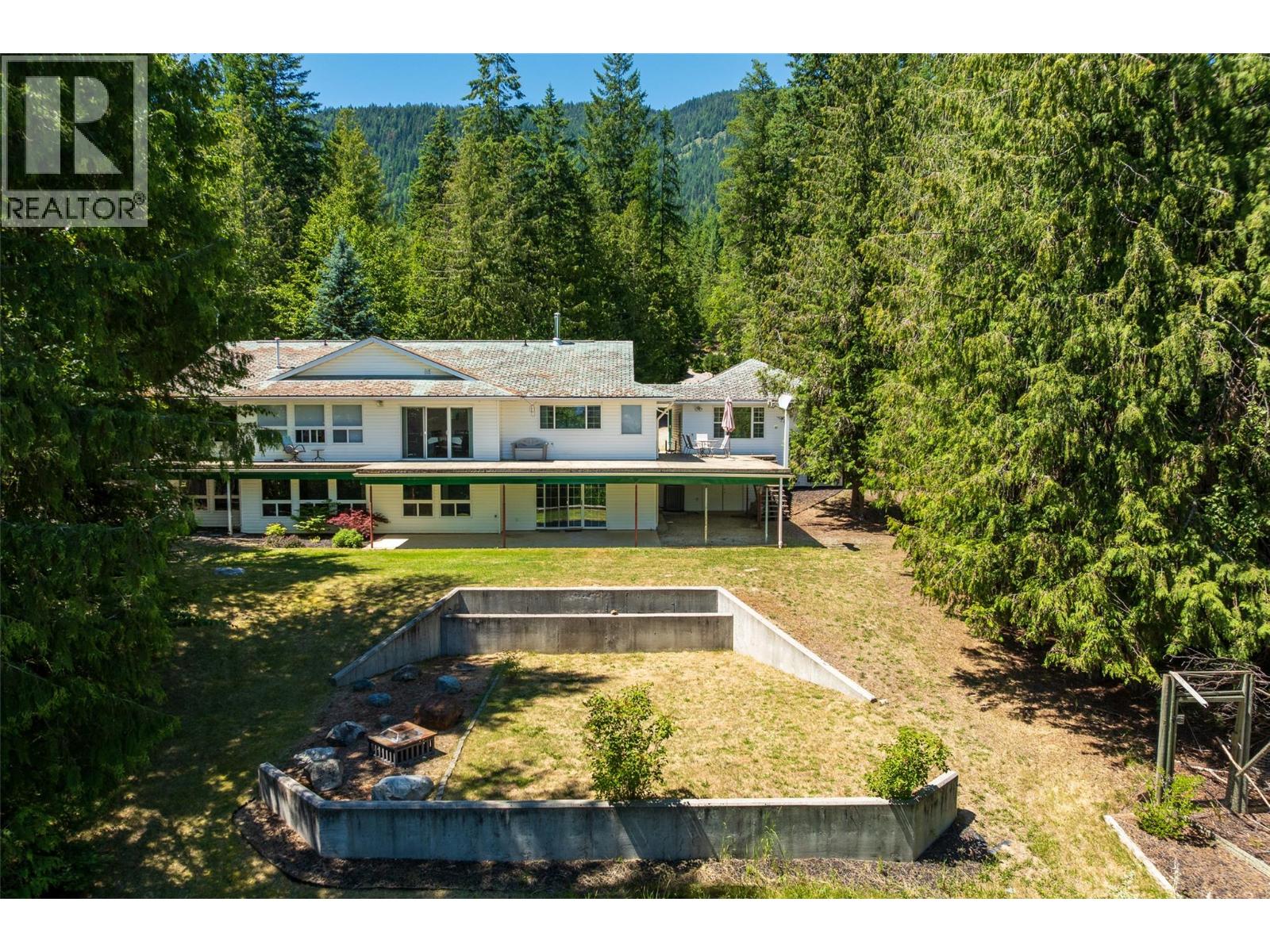 1548 Teetzel Road, Creston, British Columbia  V0B 1G7 - Photo 75 - 10355223