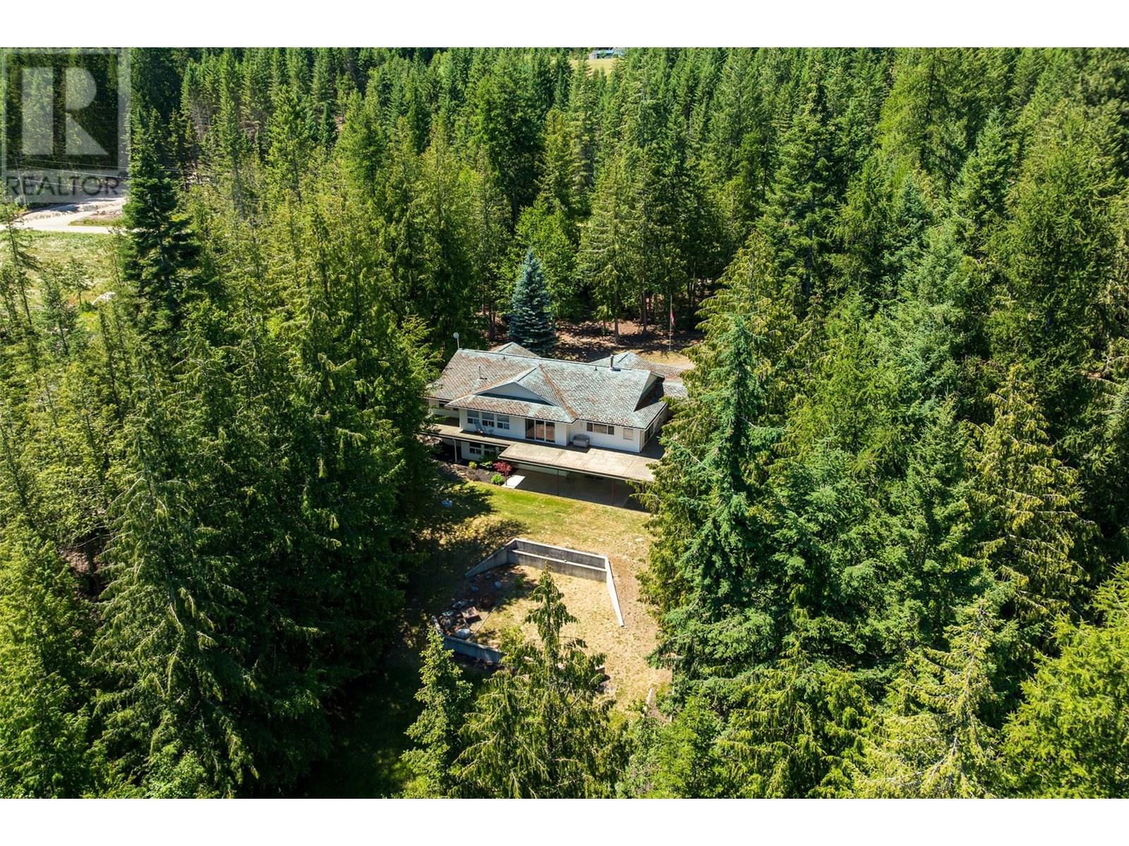 1548 Teetzel Road, Creston, British Columbia  V0B 1G7 - Photo 91 - 10355223