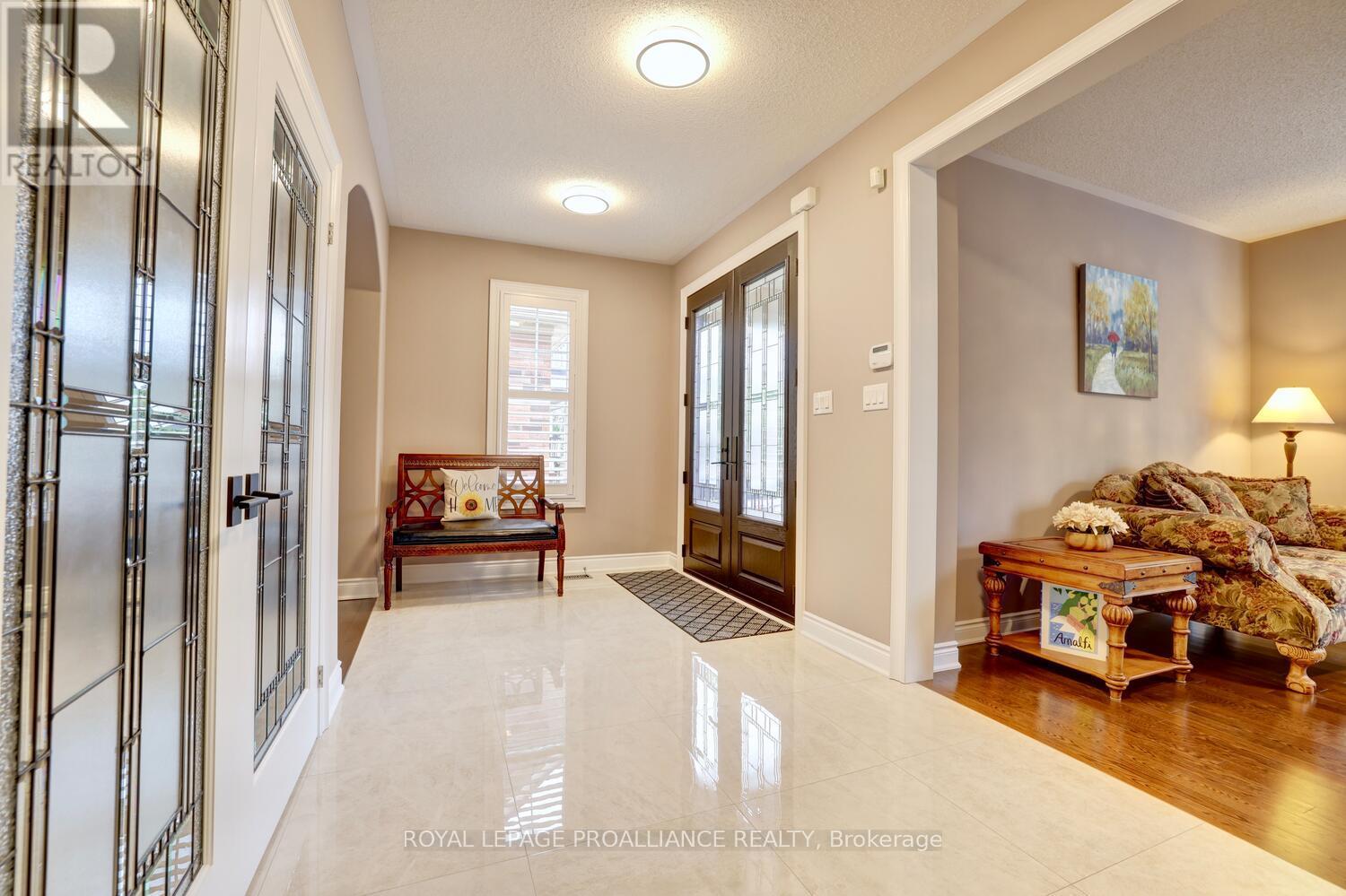 Property at 497 CUSICK CIRCLE image 5