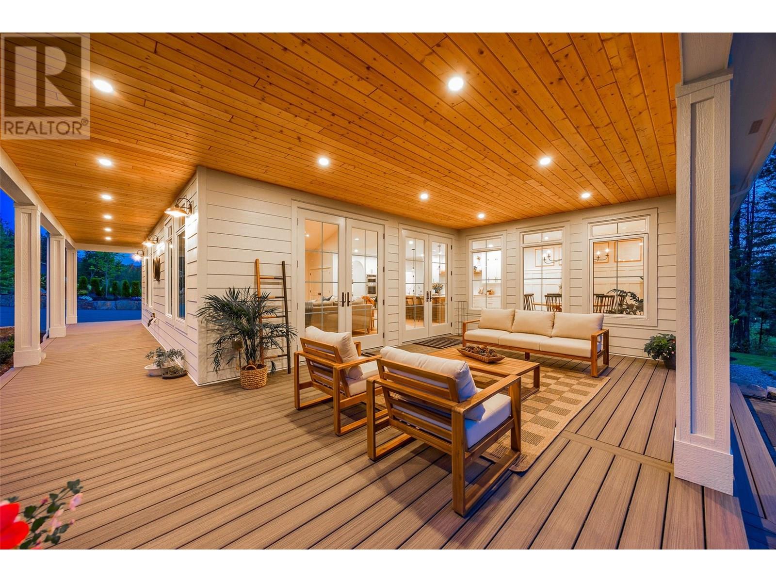 4135 June Springs Road, Kelowna, British Columbia  V1W 4C9 - Photo 5 - 10353715