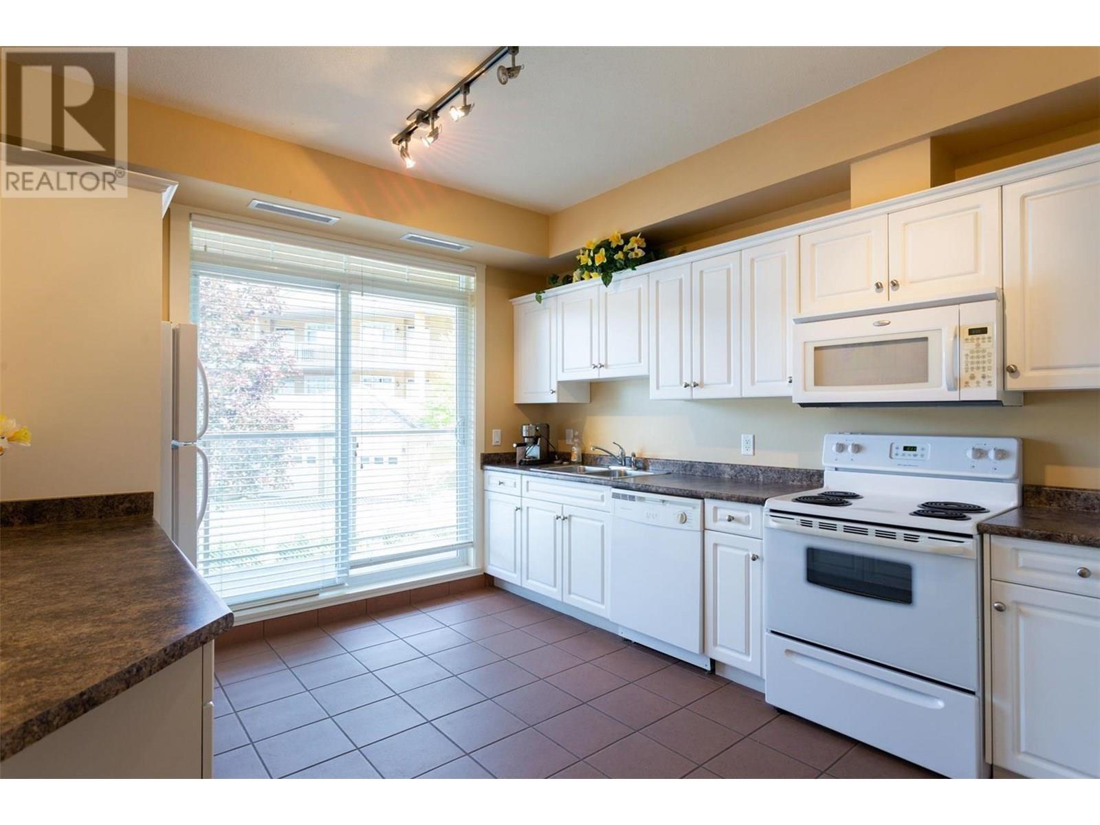 3550 Woodsdale Road Unit# 110, Lake Country, British Columbia  V4V 2P5 - Photo 48 - 10333842
