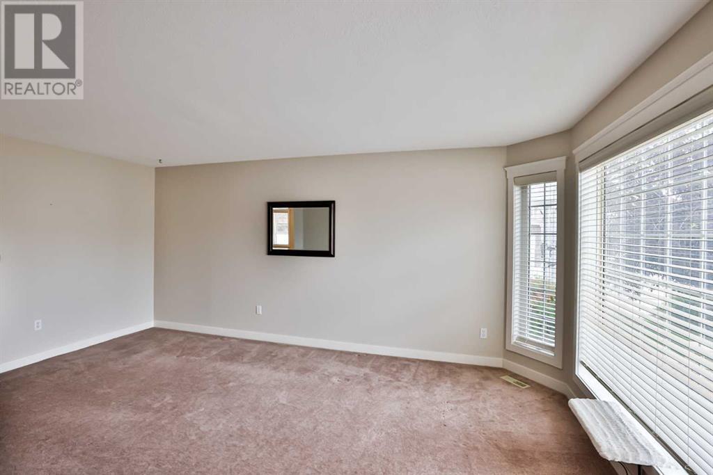 Property at 2512 23 Street S image 5