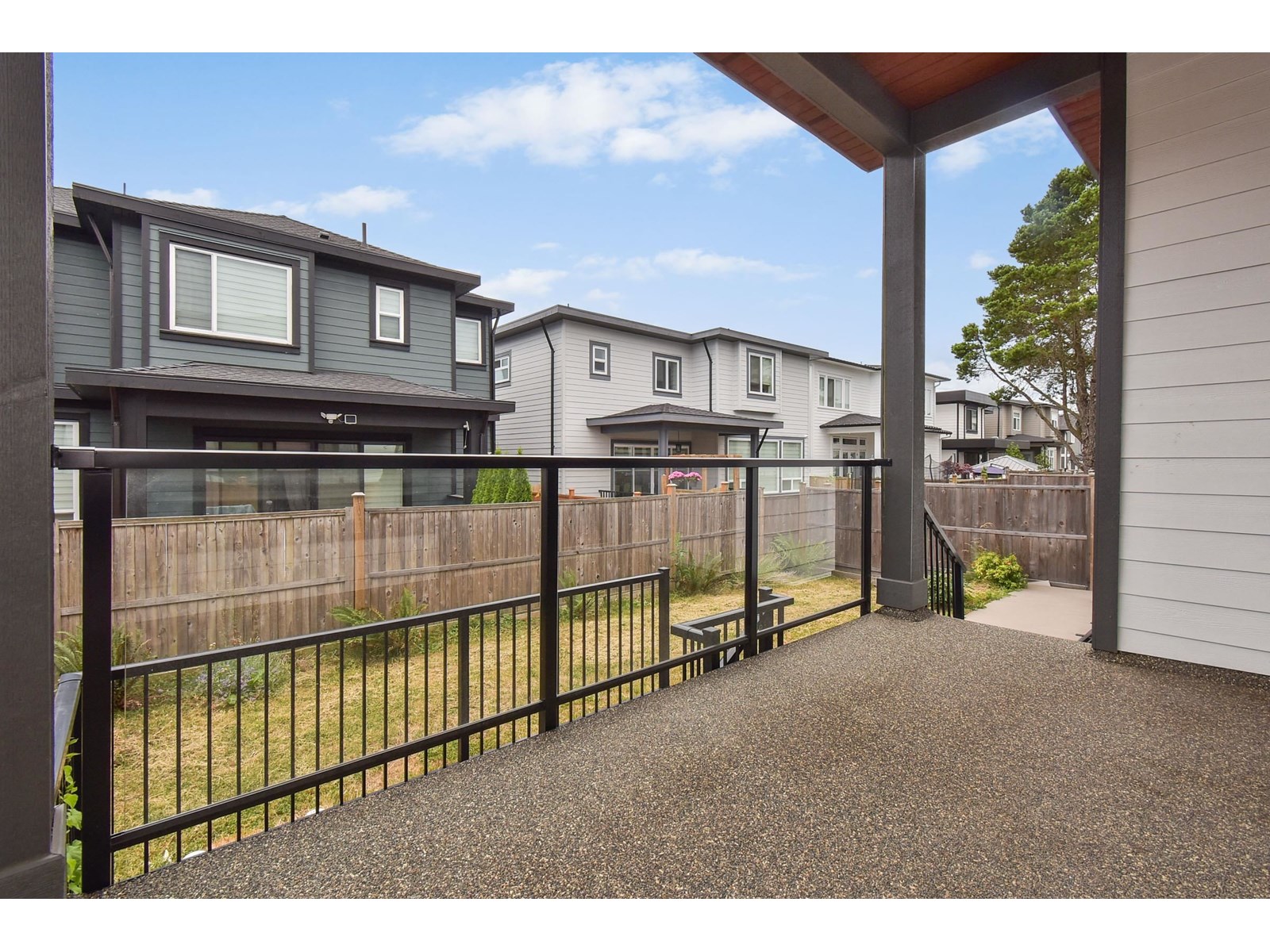 16782 18b Avenue, Surrey, British Columbia  V3Z 0B4 - Photo 14 - R3025890