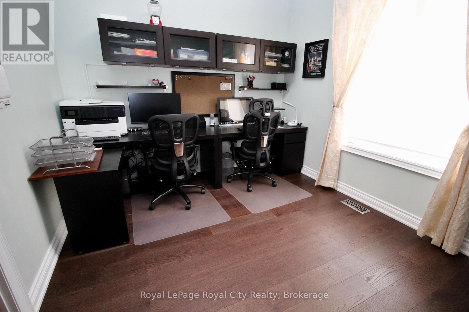 39 Dalmeny Drive, Brampton, Ontario  L6X 2Y4 - Photo 12 - W12278313