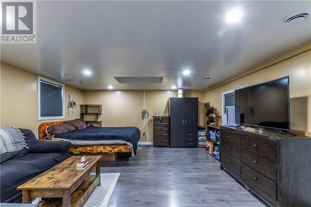 Photo 41 of 50 for 30 Erie Street