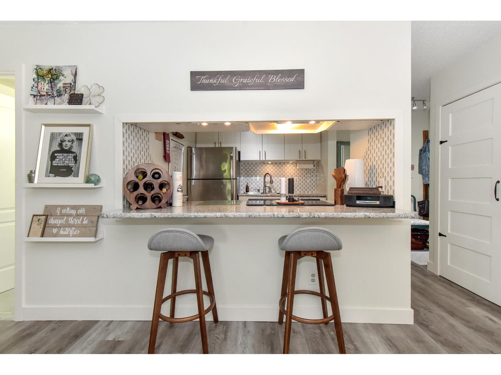 101 5906 176a Street, Surrey, British Columbia  V3S 4H7 - Photo 4 - R3018758