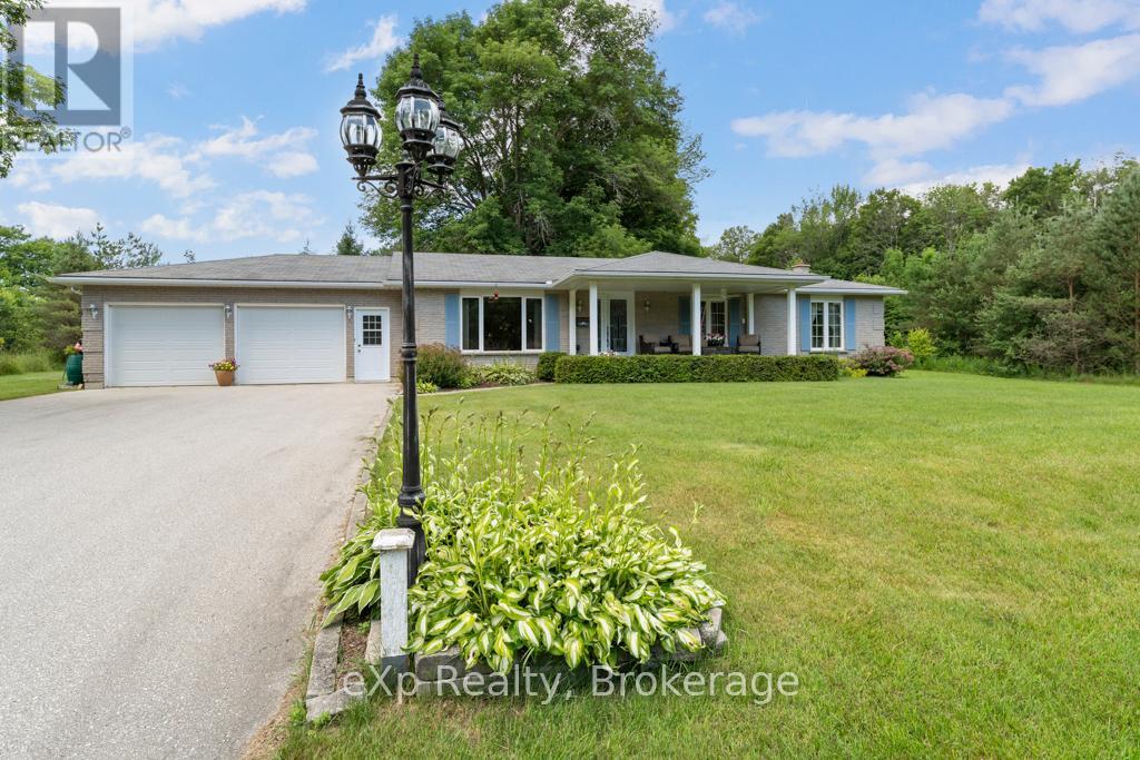 29 Everett Road, South Bruce Peninsula, Ontario  N0H 2T0 - Photo 2 - X12279408