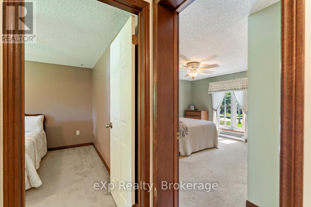 29 Everett Road, South Bruce Peninsula, Ontario  N0H 2T0 - Photo 22 - X12279408